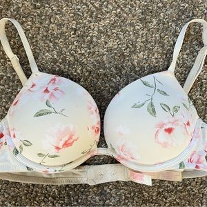 32C VS PINK Push Up Bra